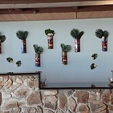 Hawaiian Inn Beach Resort