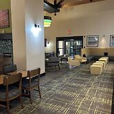 Comfort Inn & Suites Toledo North