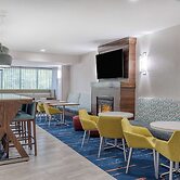 Hampton Inn New Philadelphia