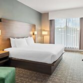 Best Western Plus Pitt Meadows Inn & Suites