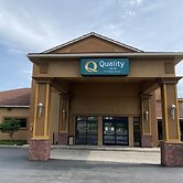 Quality Inn Near Walden Galleria Mall