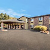 Quality Inn East Liverpool - Calcutta