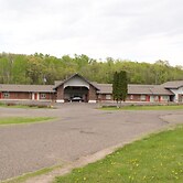 AmeriVu Inn and Suites - St. Croix Falls