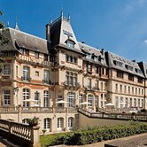 Château Jeanne & the Forest - Château de Montvillargenne
