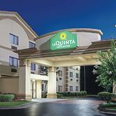 La Quinta Inn & Suites by Wyndham Jackson Airport