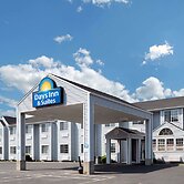 Days Inn & Suites by Wyndham Spokane Airport Airway Heights