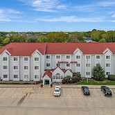 Ramada Limited by Wyndham, Bloomington I-55 & I-74 IL