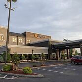 La Quinta Inn & Suites by Wyndham Knoxville East