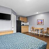 Suburban Studios Stuart near Federal Hwy 1