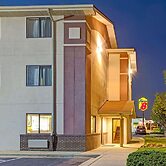Super 8 by Wyndham College Park Wash DC Area