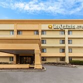 La Quinta Inn & Suites by Wyndham Chicago Gurnee