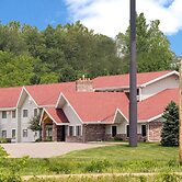 AmericInn by Wyndham Baldwin