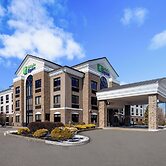 Holiday Inn Express Grove City by IHG