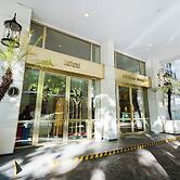 Loi Suites Recoleta Hotel