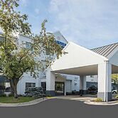Fairfield Inn & Suites Grand Rapids Airport