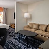 Fairfield Inn & Suites by Marriott® Grand Rapids Airport