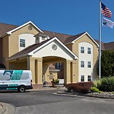 Homewood Suites by Hilton Kansas City-Airport