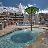 Crossroads Inn & Suites