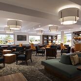 Gray Wolf Inn & Suites
