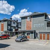 Canadian Rockies Chalets