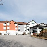 Holiday Inn Express & Suites Knoxville-North-I-75 Exit 112 by IHG