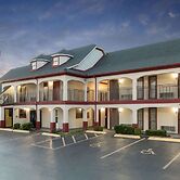 Travelodge Inn & Suites by Wyndham Norman