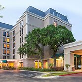 DoubleTree by Hilton Austin - University Area