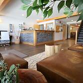 Glacier Mountain Lodge