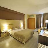 Hotel Puerta de Segovia