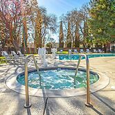 Lions Gate Hotel