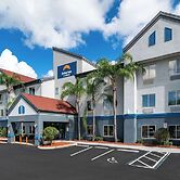 Suburban Studios Orlando - Ocoee/Winter Garden