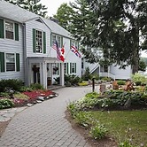 Sherwood Inn