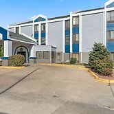 Baymont by Wyndham Lawrence