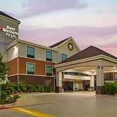 Best Western Plus Denton Inn & Suites