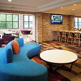 Fairfield Inn and Suites by Marriott Indianapolis East