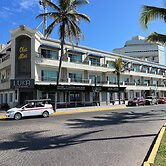 Hotel La Siesta Malecón