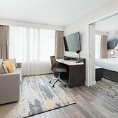 Delta Hotels by Marriott Vancouver Downtown Suites