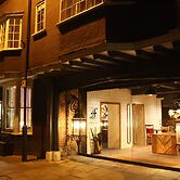 The Falstaff Hotel