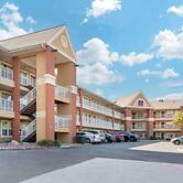 Studio 6 Suites Fresno North CA