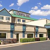 Crystal Inn Hotel & Suites West Valley City