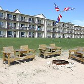 Bavarian Haus Lakefront Inn