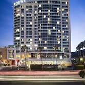 Loews Hollywood Hotel