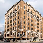 Hotel Bothwell Sedalia Central District, an Ascend Collection Hotel