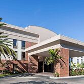 Days Inn & Suites by Wyndham Fort Myers Near JetBlue Park
