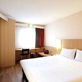 ibis Warszawa Ostrobramska