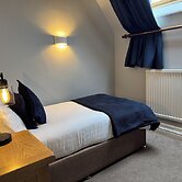 The Oaklands Hotel