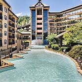 Gatlinburg Town Square