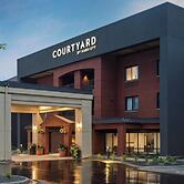 Courtyard Minneapolis St. Paul/Roseville by Marriott