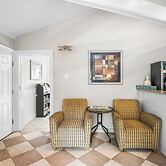 Cedar Park Whirlpool Suites