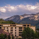 The Plaza Condominiums, A Vail Resorts Property